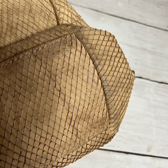 Jenrigo Bag Tan Soft Snake Skin Leather. - Picture 8 of 16